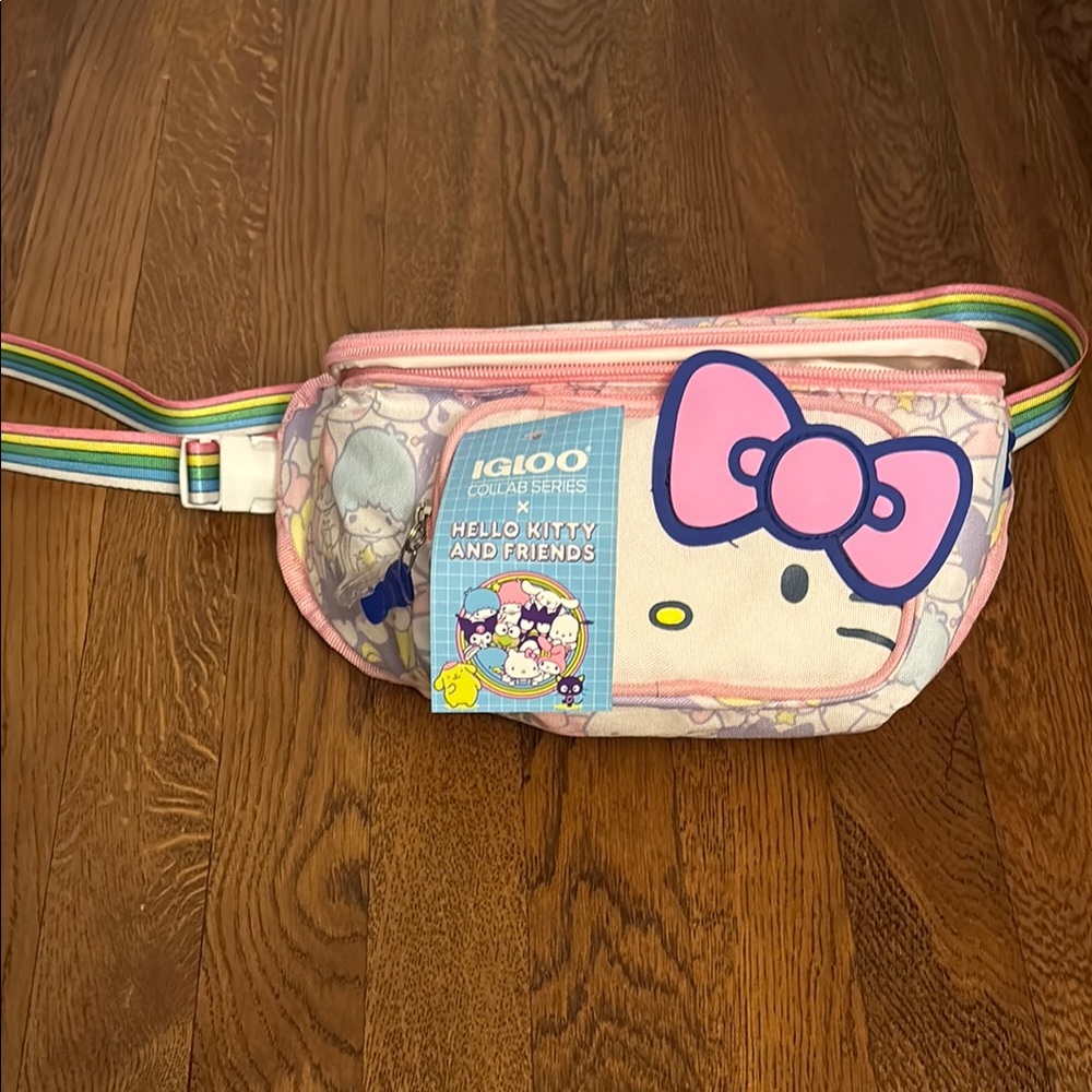 Igloo Hello Kitty Pink and Cream Kids Belt Bag